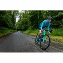 Goodyear Eagle Sport Road Tyre -Maxxis Salg Goodyear Eagle Sport Road Tyre Tyres Black GR 013 25 622 V001 R 3