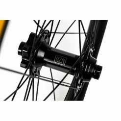 Nukeproof Horizon V2 Wheel ARD And Sealant Bundle -Maxxis Salg Nukeproof Horizon V2 Wheel ARD and Sealant Bundle Wheel Sets Black 29 HG NUKHOR2021BF29HG 6