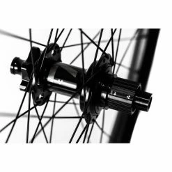 Nukeproof Horizon V2 Wheel ARD And Sealant Bundle -Maxxis Salg Nukeproof Horizon V2 Wheel ARD and Sealant Bundle Wheel Sets Black 29 MS NUKHOR2021BF29MS